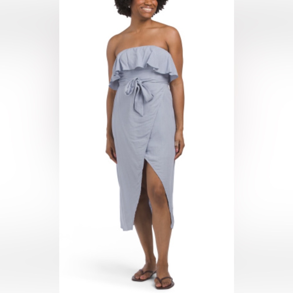 Strapless, ruffle dress